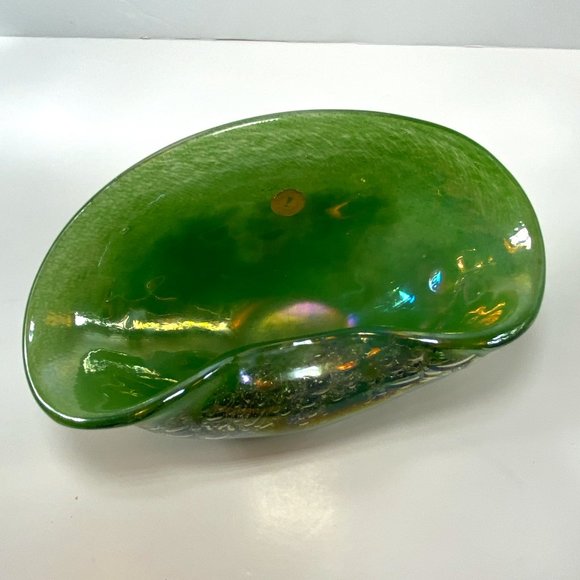 Vintage Handblown Opaque Green Glass Folded Dish Made in Romania *read* - Picture 3 of 11
